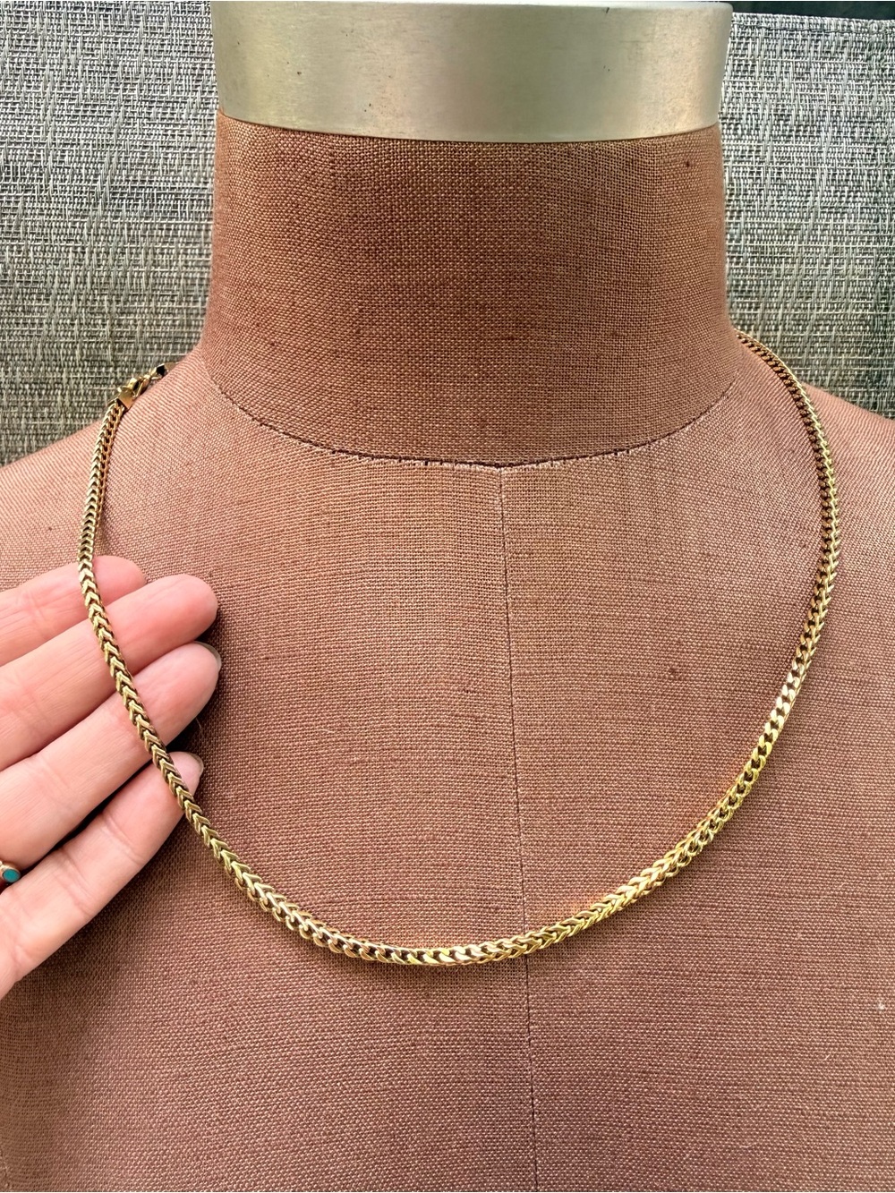 Classic Gold Chain Necklace Man or Woman No Markings